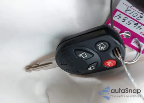 2012 Ford Fusion Se z USA, uszkodzony, nr VIN 3FAHP0HA9CR128582